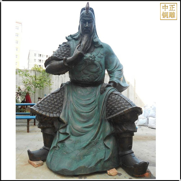 大型鑄銅關(guān)公坐像捋胡子雕塑.jpg 大型鑄銅關(guān)公坐像捋胡子雕塑.jpg
